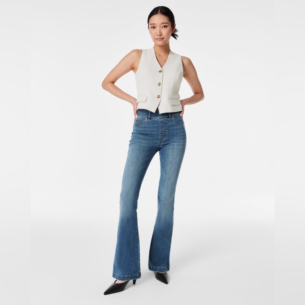 SPANX SPANXshape EveryWear Pull On Flare Jeans Vintage Indigo Size Large